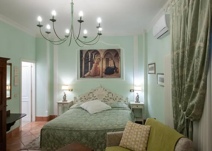 Antico R&b 3* تشيزينا