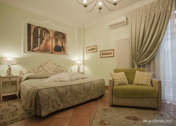 Antico R&b 3* تشيزينا