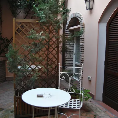 Alojamento de Acomodação e Pequeno-almoço Antico R&b