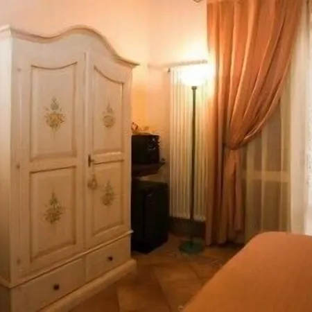 Bed and breakfast Antico R&b 3*